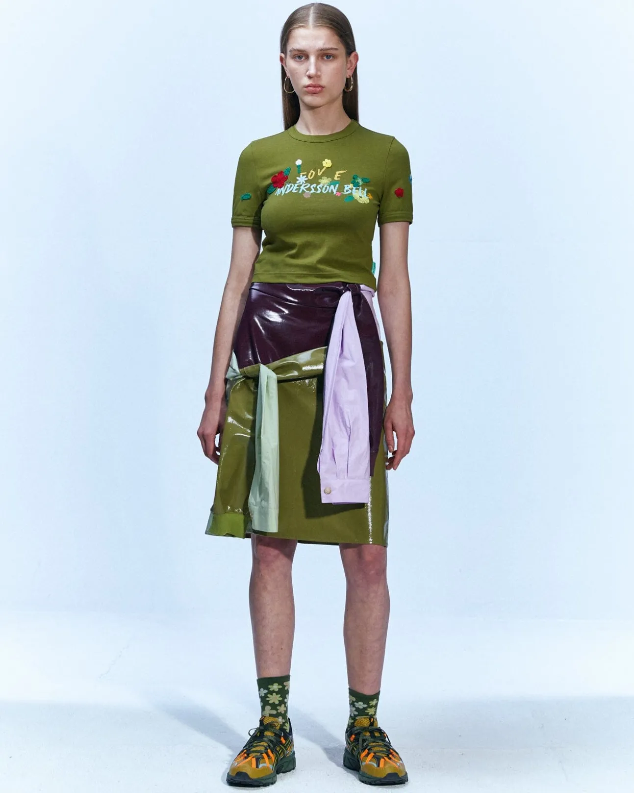 Andersson Bell (Essential) Dasha Flower Garden Logo T-Shirt Atb894W(Khaki)-Women Tops