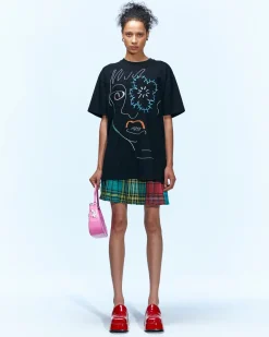 Andersson Bell (Essential) Unisex Flower Man T-Shirts Atb974U(Black)-Women Tops