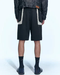 Andersson Bell Raw Edge Cargo Shorts Apa641M(Black)-Men Trousers